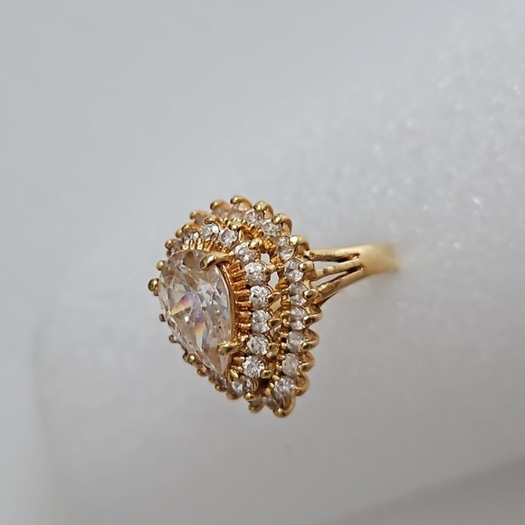 14KT HGE Pear Shape CZ Large Center Stone Heavy Gold Electroplating Coctail Ring - Picture 3 of 8